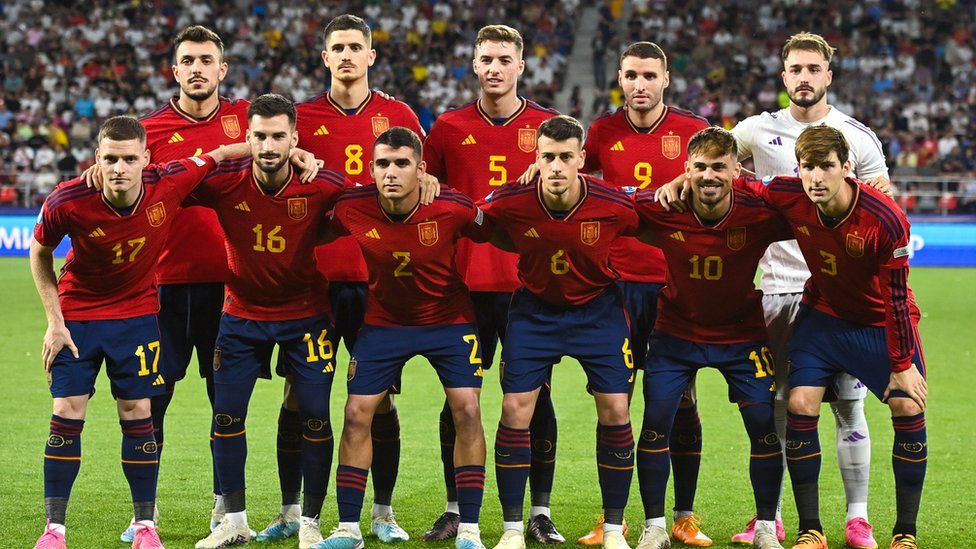 Spain squad before semi-final
