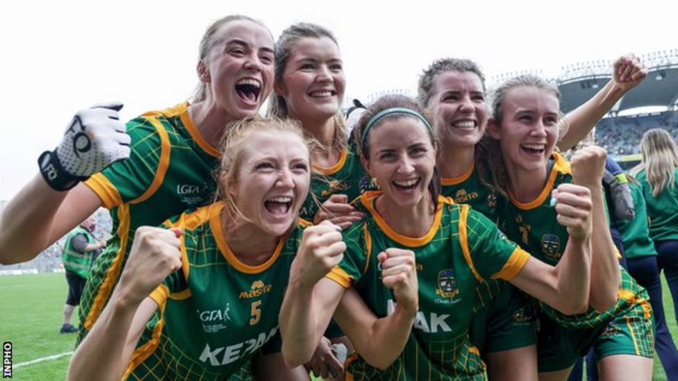 Ladies National Football League Dublin to open Division One title