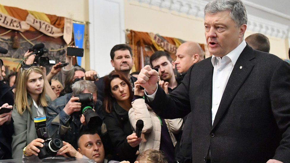 Petro Poroshenko after voting in Kiev
