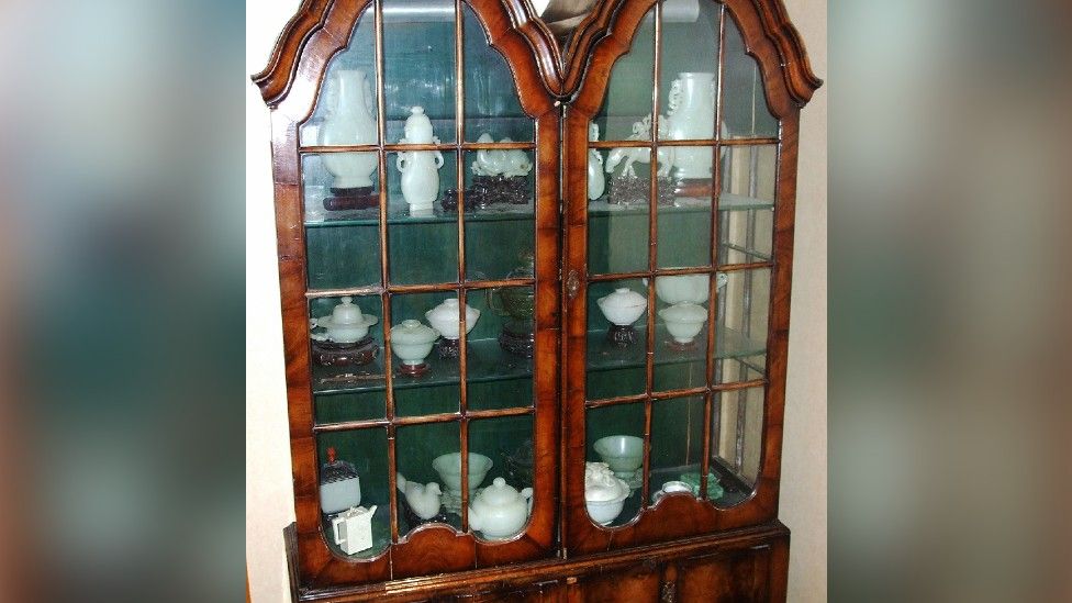 Woman's display cabinet