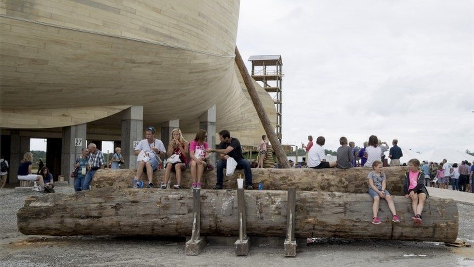 Noah S Ark Theme Park Opens In Kentucky With Life Size Model c News