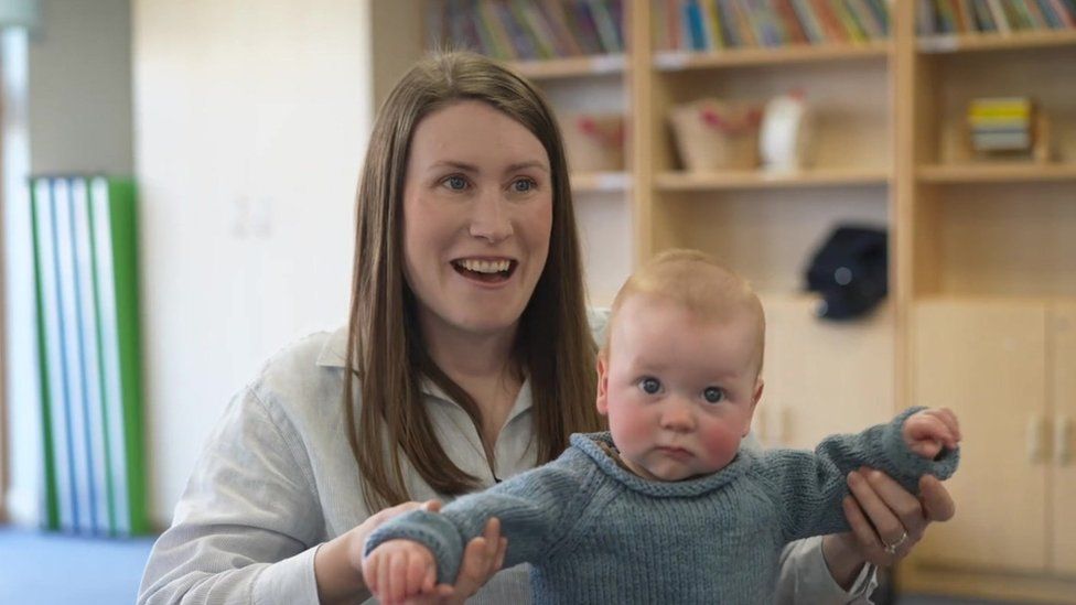 Oliver and his mum Nina