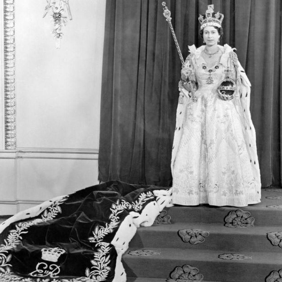 The Queen in the Coronation down and Robe of Estate