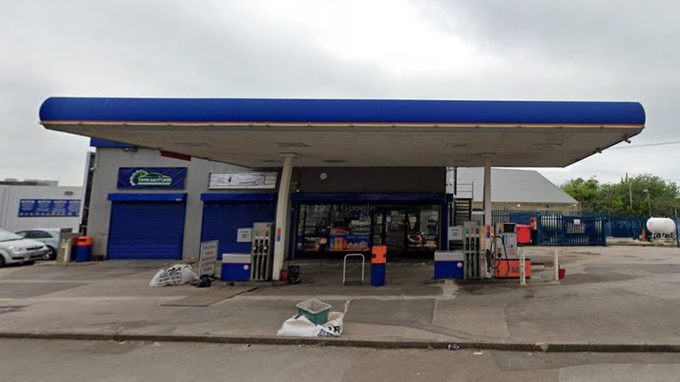 Man in hospital after Birmingham petrol station shooting BBC News