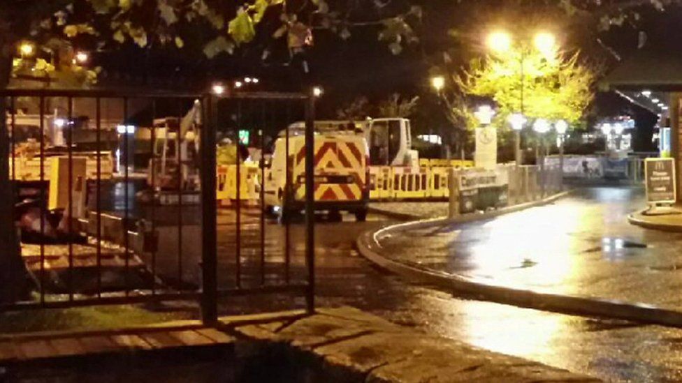 Gas leak causes disruption at Penn Inn roundabout in Newton Abbot BBC News Gas leak causes disruption at Penn Inn roundabout in Newton Abbot BBC News