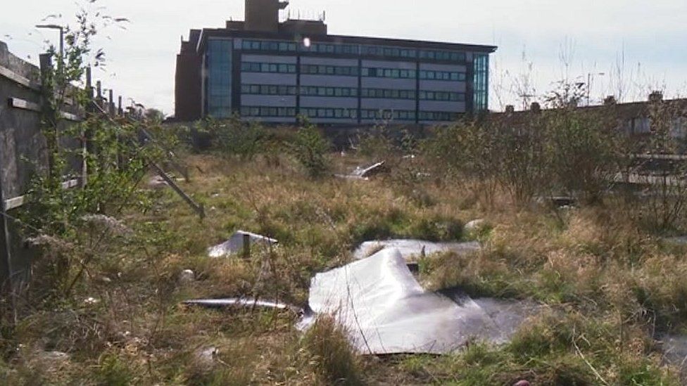 Missing Naheed Khan Police search disused car park BBC News