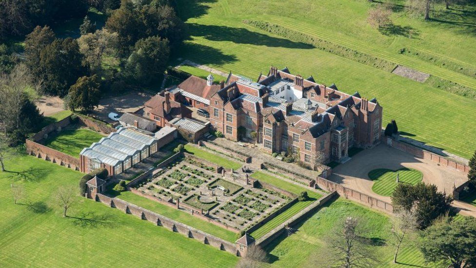 Aerial view of Chequers
