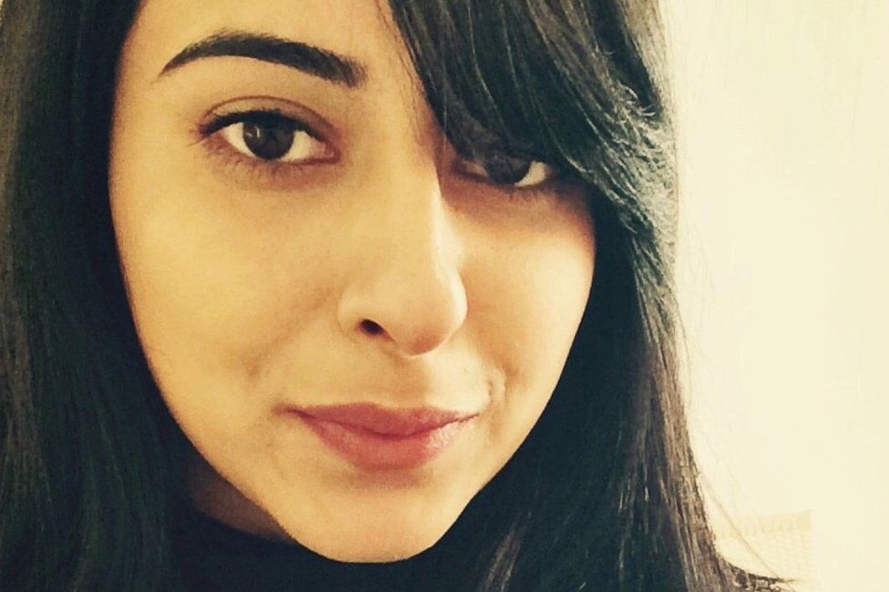 The unmarried Pakistani woman who wrote about her sex life picture pic