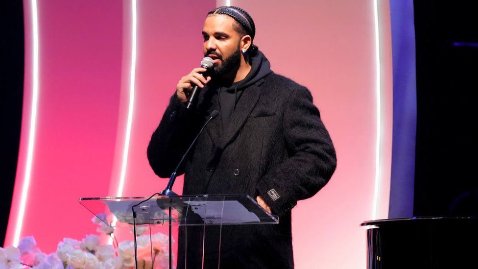 Drake speaks at Takeoff's memorial service