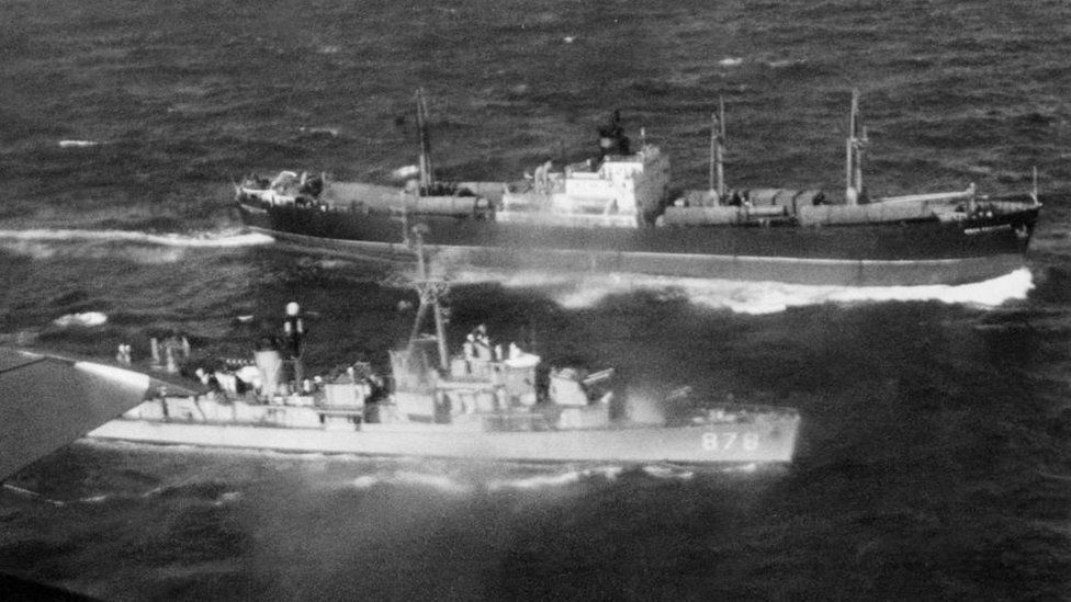 A US destroyer and a Soviet cargo ship during the Cuban missile crisis