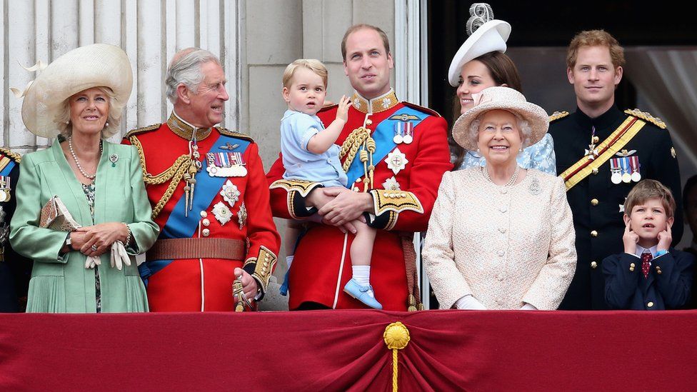 Photos: Queen Elizabeth at 90 - WTOP News