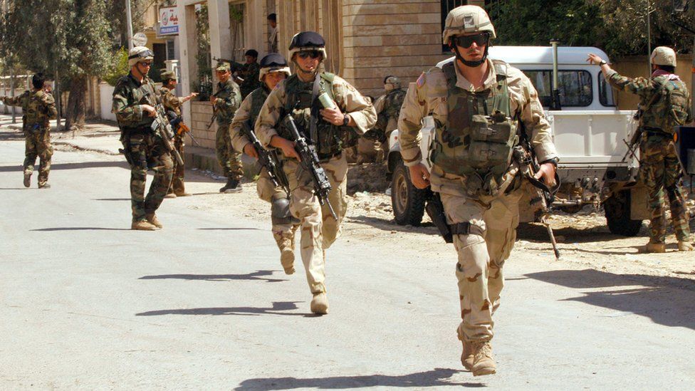 US troops in Mosul (13 April 2003)