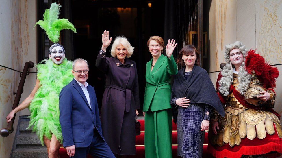 The Queen Consort and First Lady Elke Budenbender attend the Komische Opera Berlin