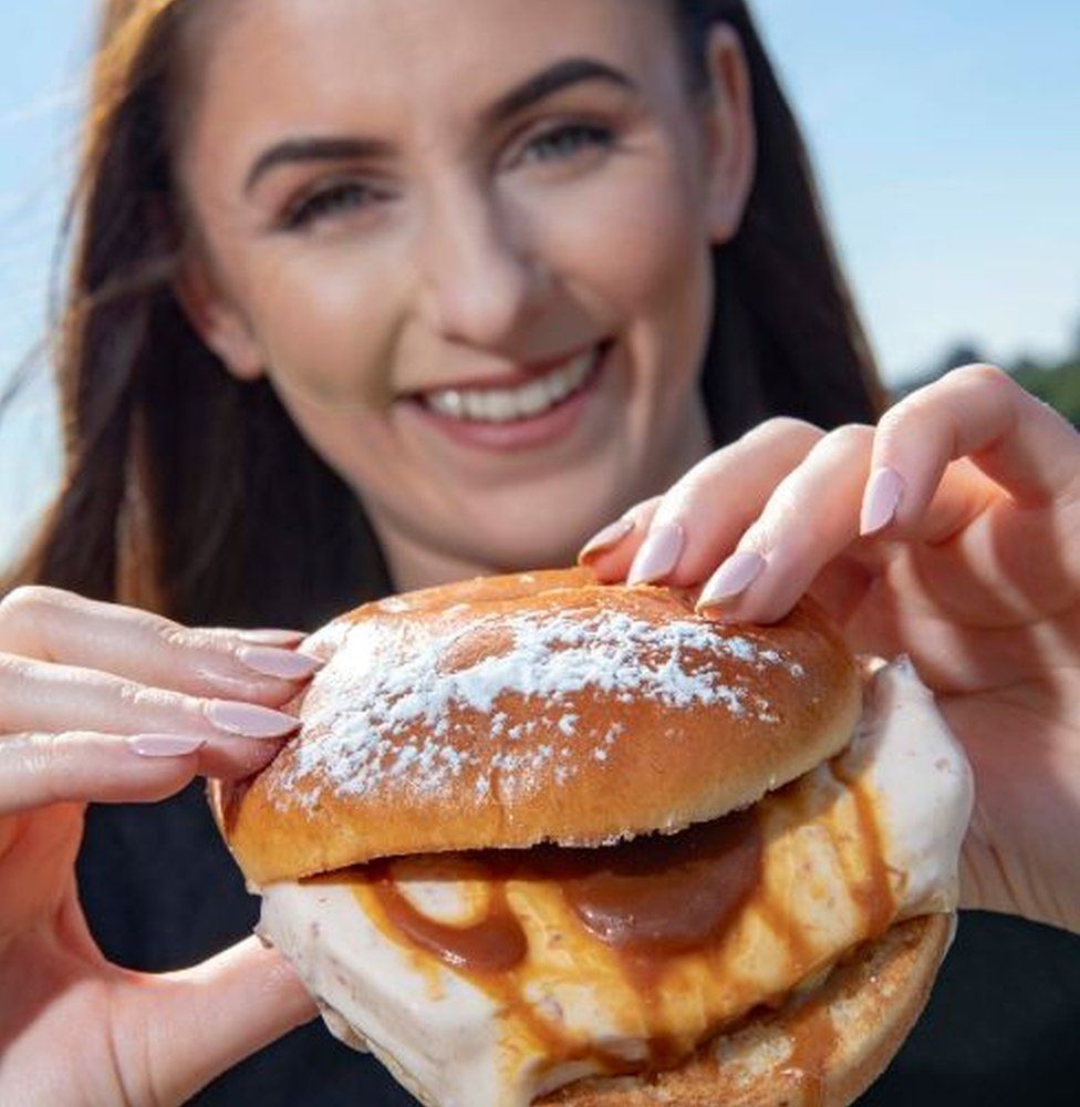 Square sausage icecream goes on Edinburgh hotel menu BBC News
