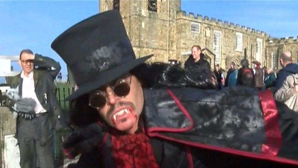 Goths Flock To Seaside Town For 22nd Whitby Goth Weekend Bbc News