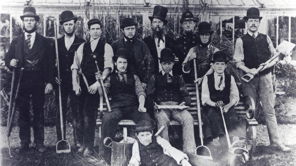 1876 picture shows curator William Mud in a top hat with horticultural staff, Cambridge University Botanic Garden