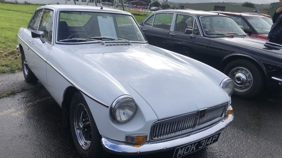 Dozens of classic cars on show at Weston-super-Mare vintage car rally