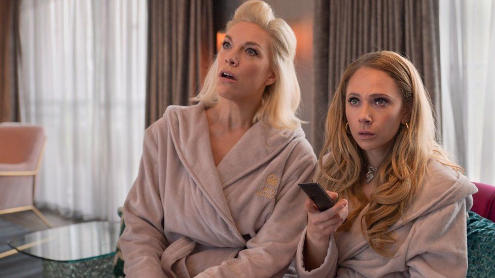 Hannah Waddingham and Juno Temple in Ted Lasso