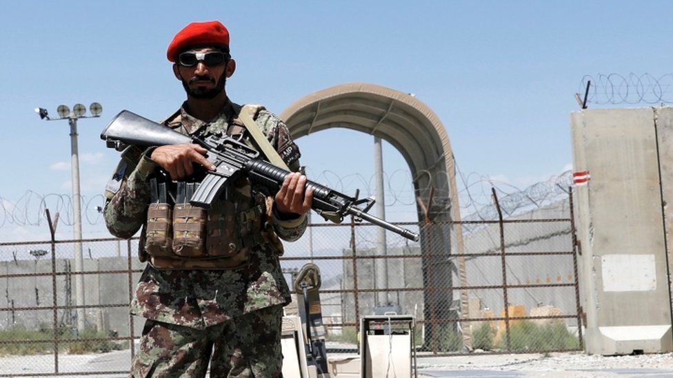 Afghan soldier at Bagram gate