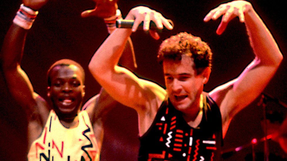 Johnny Clegg (R) performing in 1988