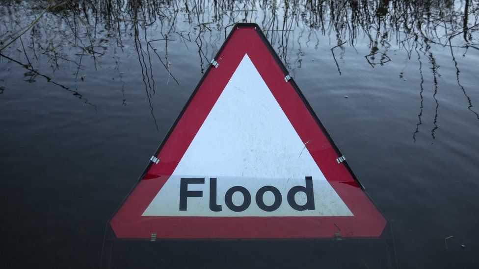 UK weather A21 closed after River Line bursts its banks BBC News