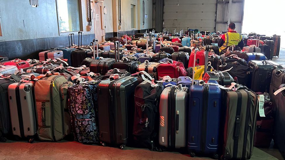 Hundreds of missing bags at Edinburgh Airport warehouse BBC News