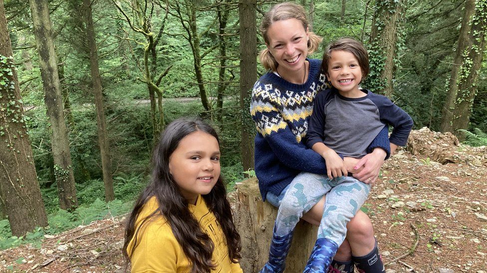 Katie de Silva with her children Mia and Kai