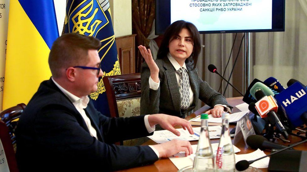 El exjefe de la SBU de Ucrania, Ivan Bakanov (izquierda) y la exfiscal general Iryna Venediktova. foto de archivo