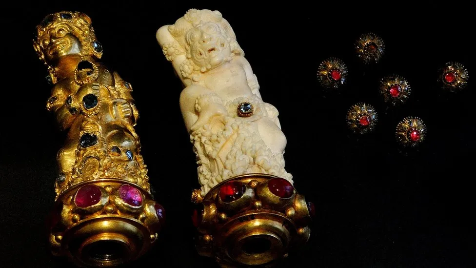 Netherlands to return treasures to Indonesia and Sri Lanka