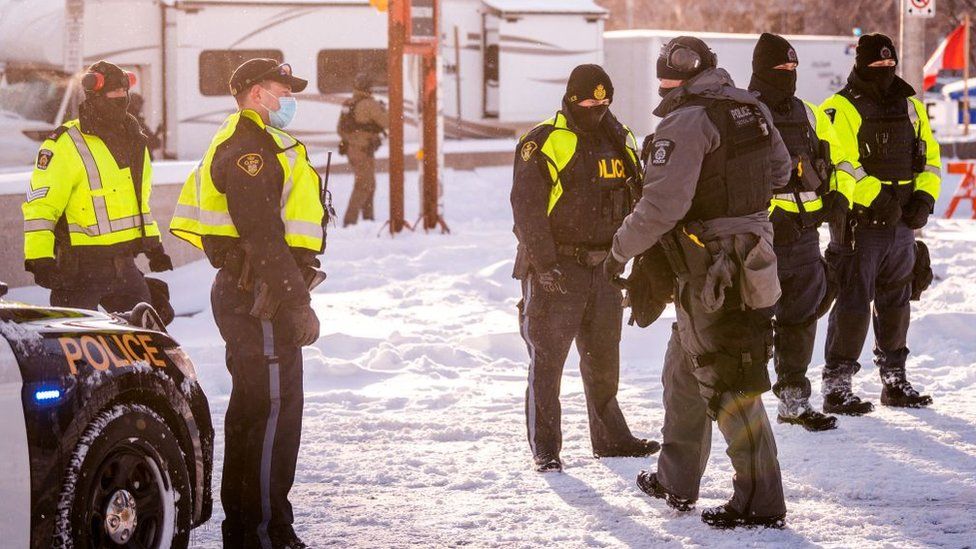 Police beginning to clear demonstrators against mandatory vaccination in Ottawa, Canada