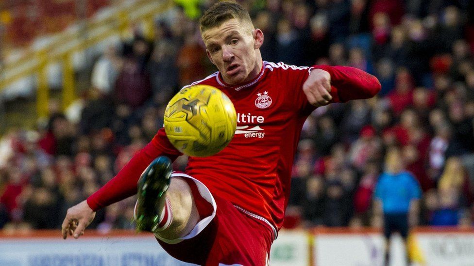 Aberdeen Footballer Jonny Hayes Fined For Roadworks Speeding - BBC News