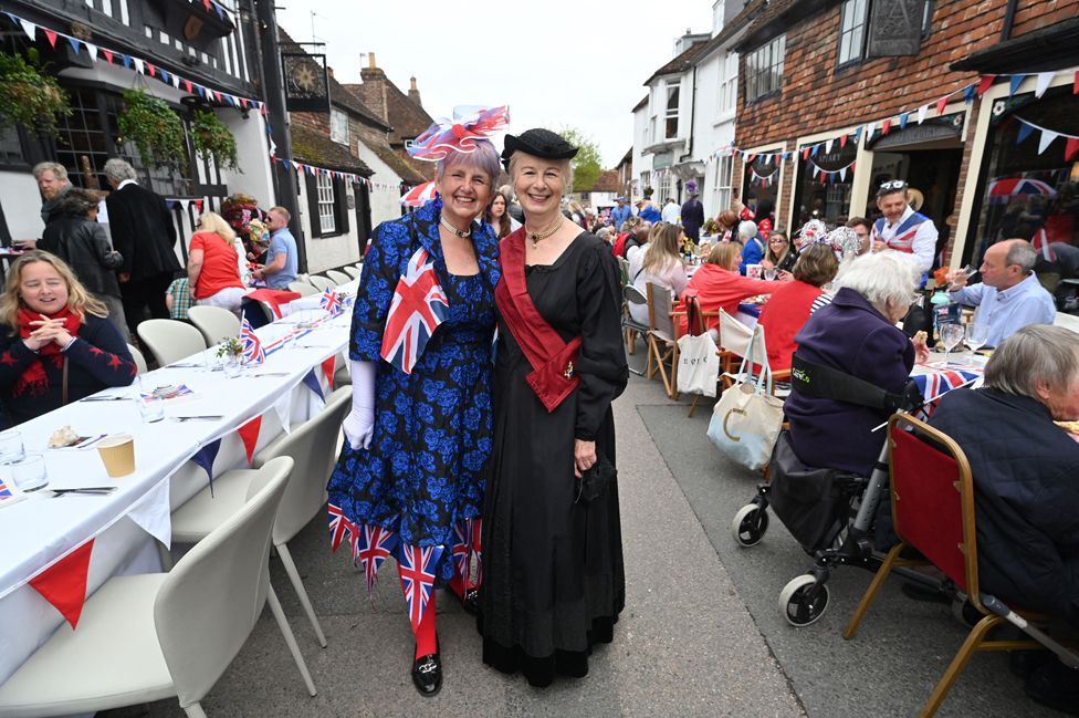Residents participate in the Coronation Big Lunch, in Alfriston, southern England, on May 7, 2023