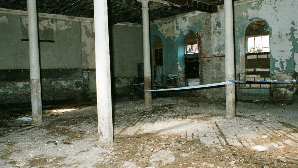 Derelict room inside Old Exchange