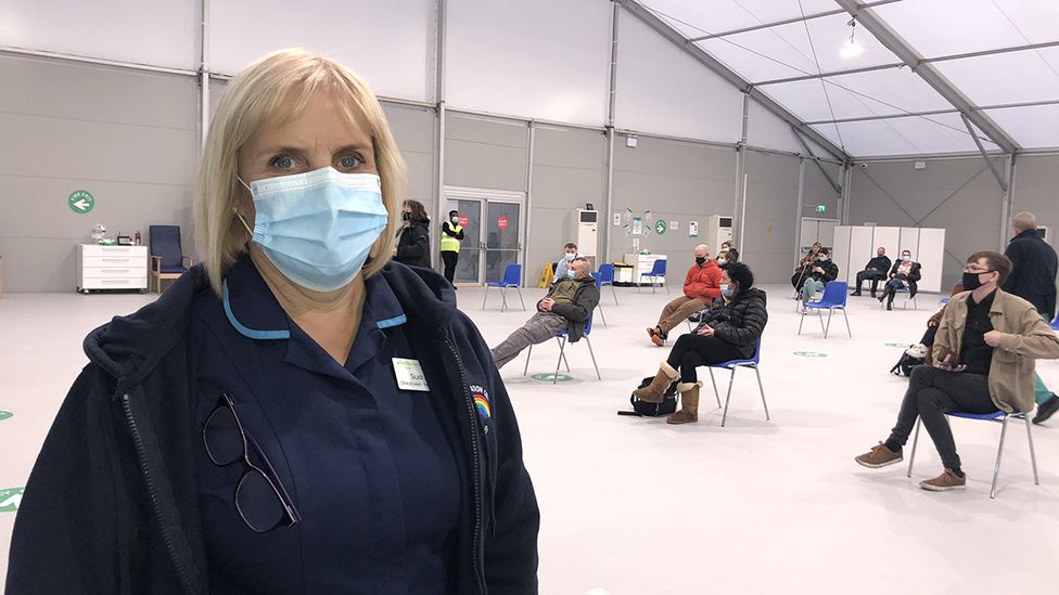 Covid19 Leeds' Elland Road mass vaccination centre closes BBC News