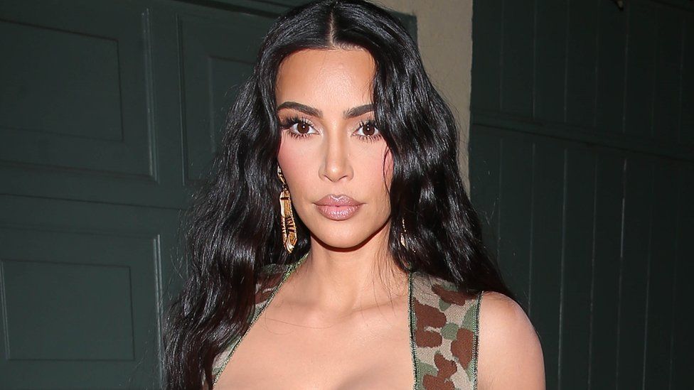 Kim Kardashian crypto ad singled out by financial watchdog - BBC News