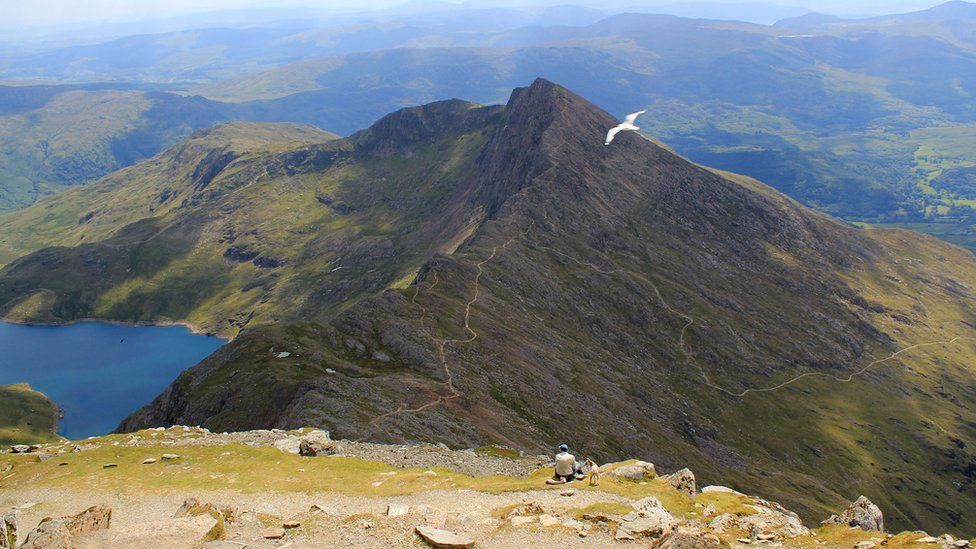 Snowdonia Authority Tells Hikers To Visit Toilet Before Climbing BBC News