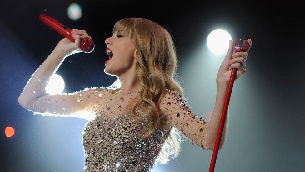 Taylor Swift: Singer breaks record for longest number one song in US ...