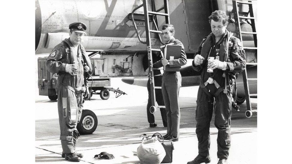 Picture of former RAF navigator Bill Southcombe and two flying colleagues