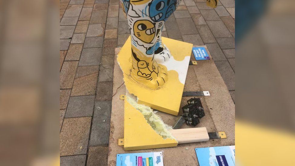 Bears of Sheffield Trail sculptures fetch £525k at hospital charity