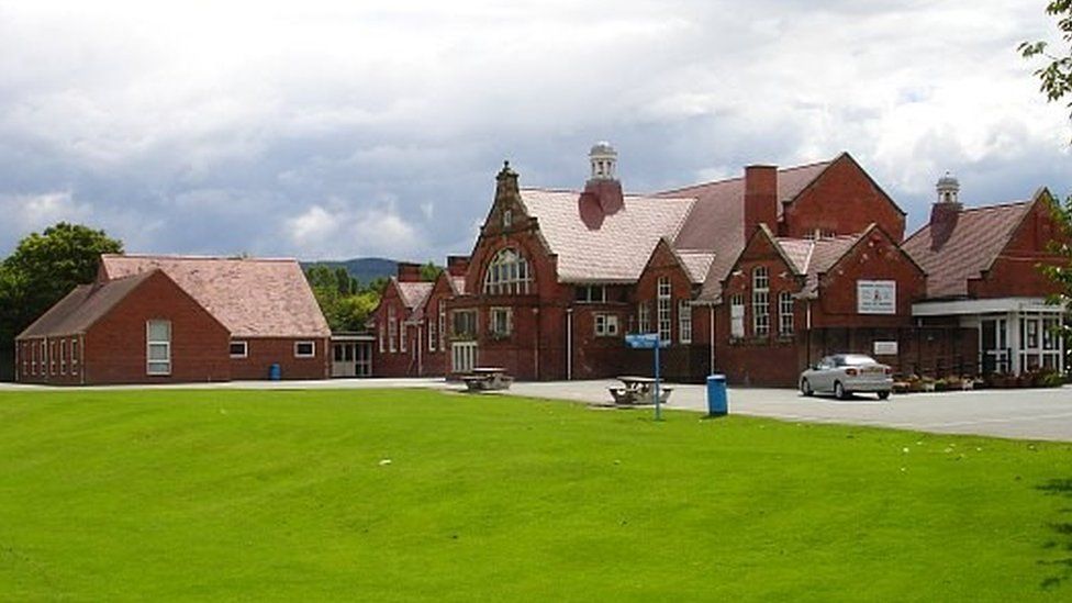 Ysgol Maesydre, Welshpool