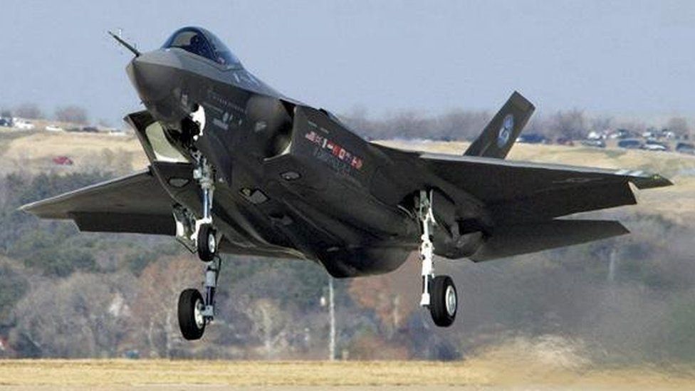 f 35 stealth fighter jets