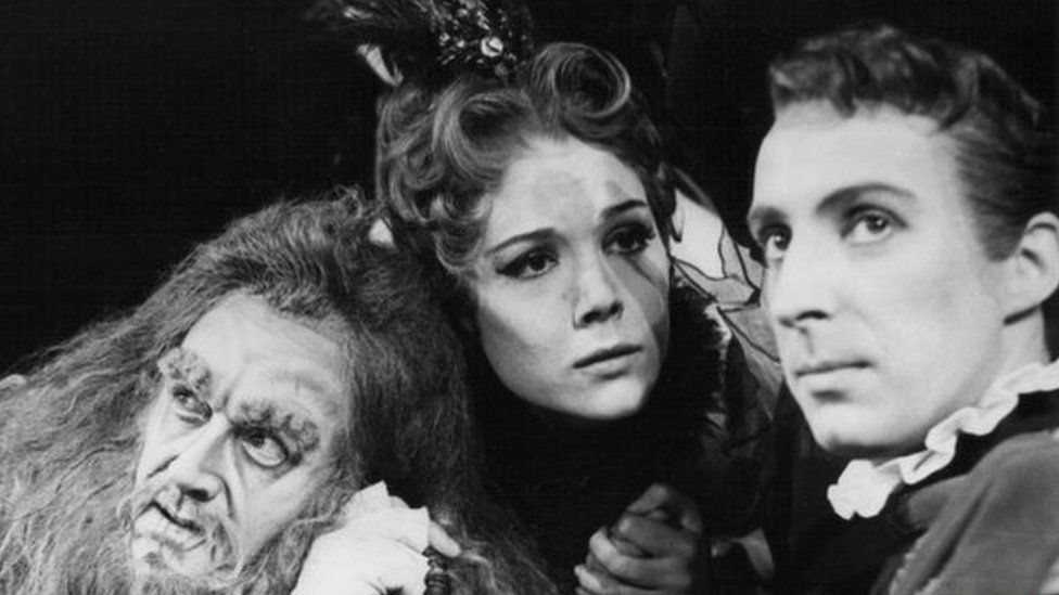Derek Smith, Diana Rigg and Ian Richardson in A Comedy Of Errors