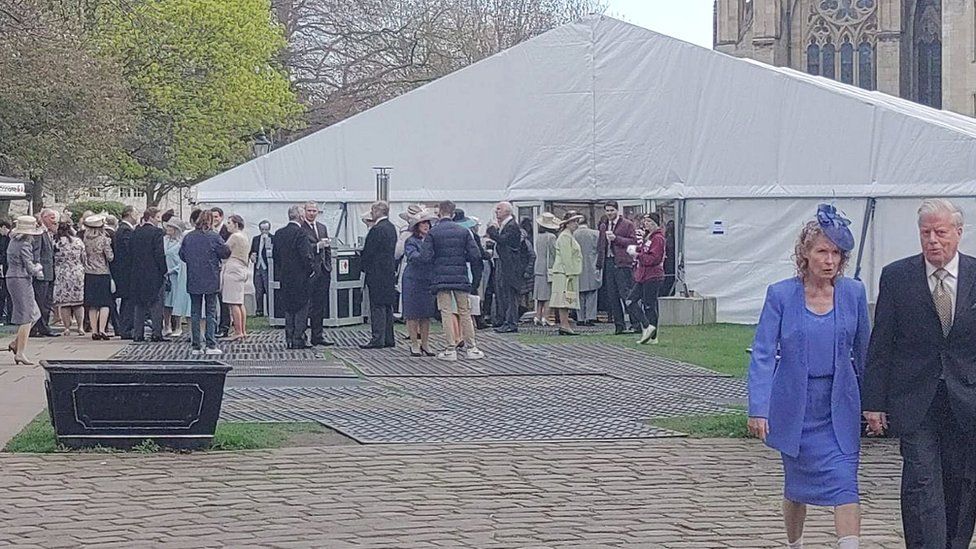Netflix hit The Crown films at York Minster BBC News