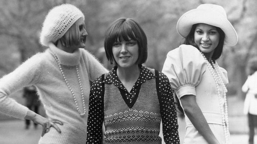 Mary Quant with models