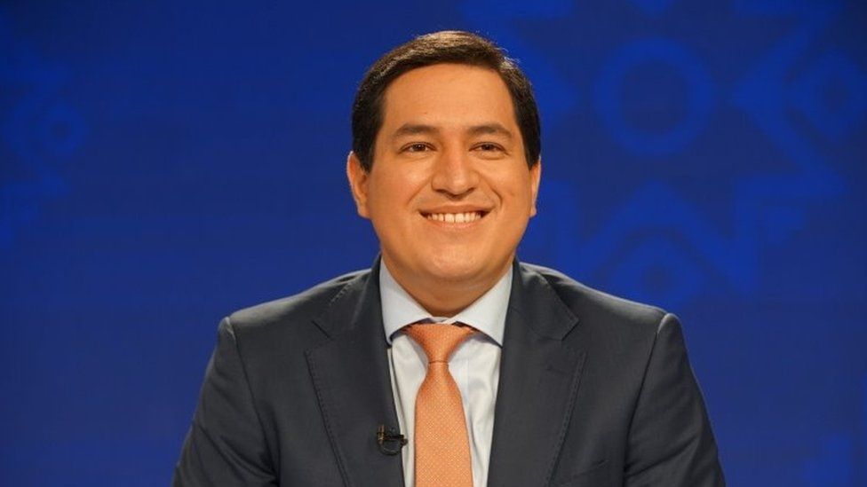 Андрес Арауз участвует в теледебатах в Гуаякиле, Эквадор, 16 января 2021 г.