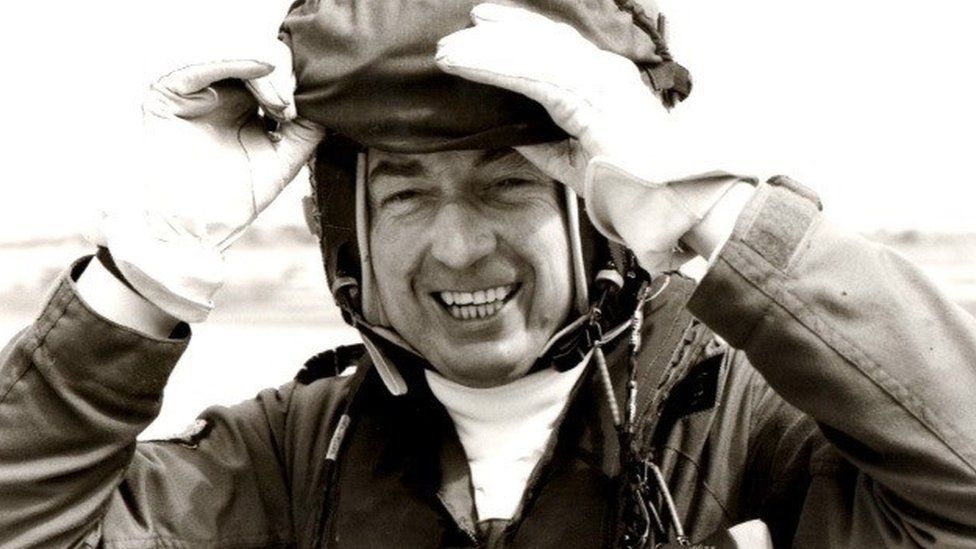 Former RAF pilot Ray Thilthorpe