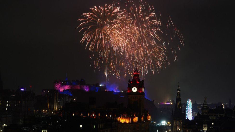 Fireworks at Edinburgh Castle to mark New Year 2023