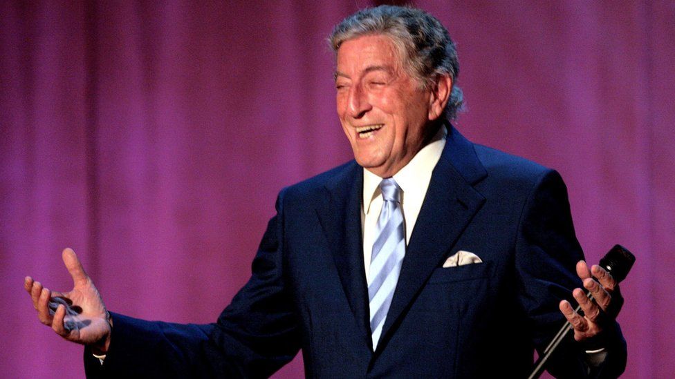 Tony Bennett on stage