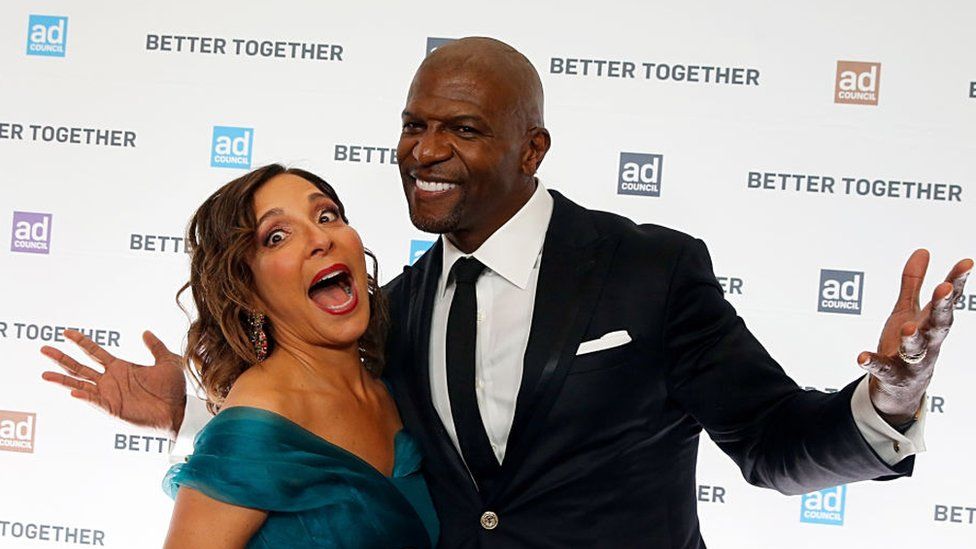 linda Yaccarino und Schauspieler Terry Crews