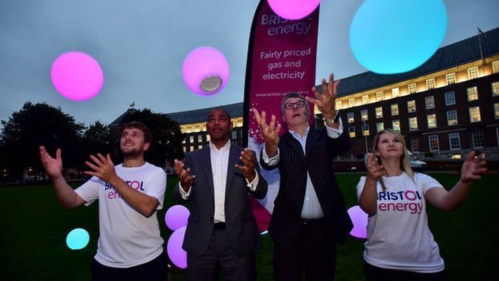 Bristol Energy managing director Peter Haigh (second from right) with Bristol mayor Marvin Rees